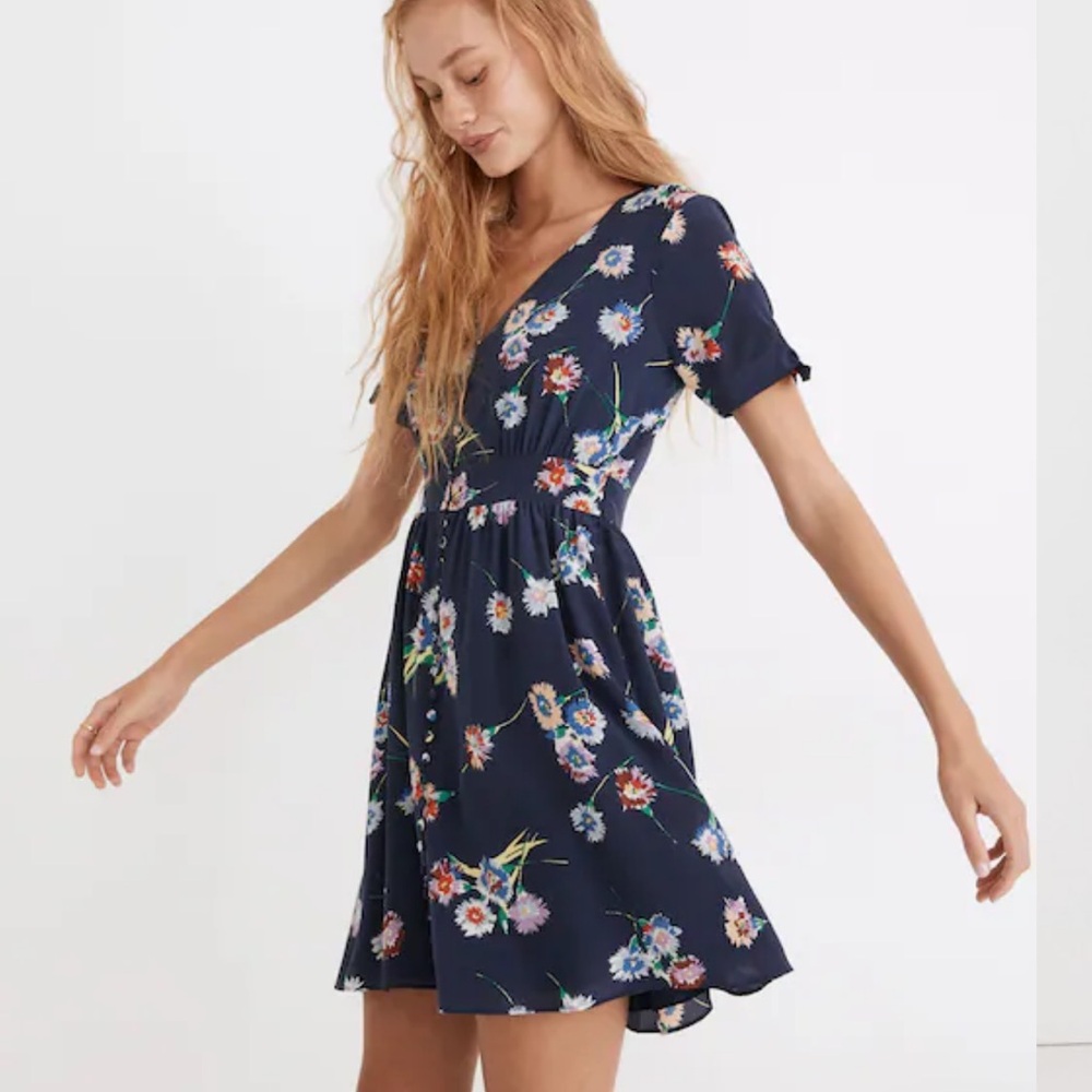 NWT Madewell Silk Button-Front Tie-Sleeve Retro Dress in Flutter-By Floral - 0